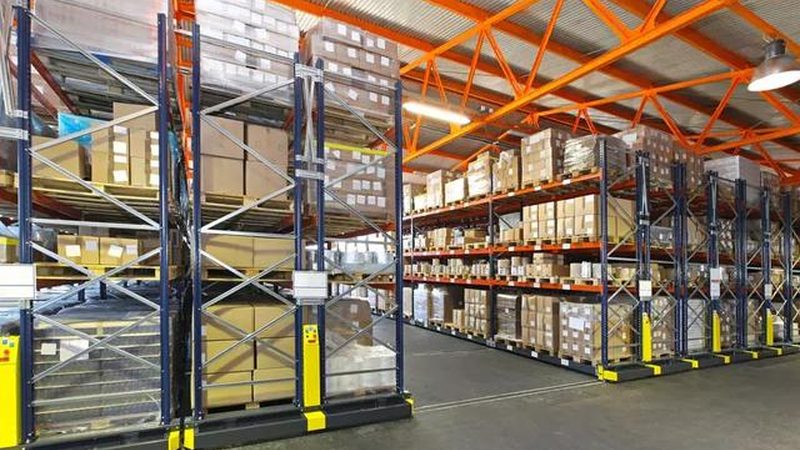 纸托盘与塑料托盘：实际应用中的防护性能考量